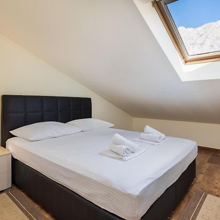Filip Apartments - Free Parking By The House Makarska Dış mekan fotoğraf