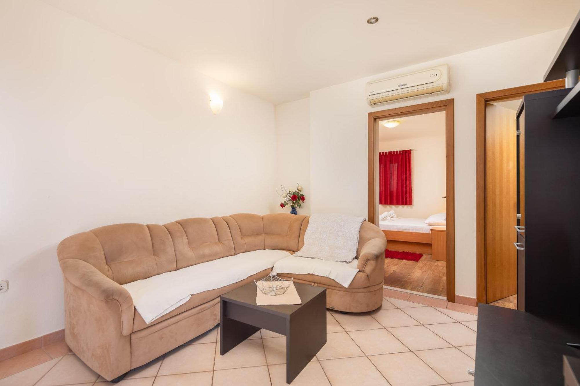 Filip Apartments - Free Parking By The House Makarska Dış mekan fotoğraf