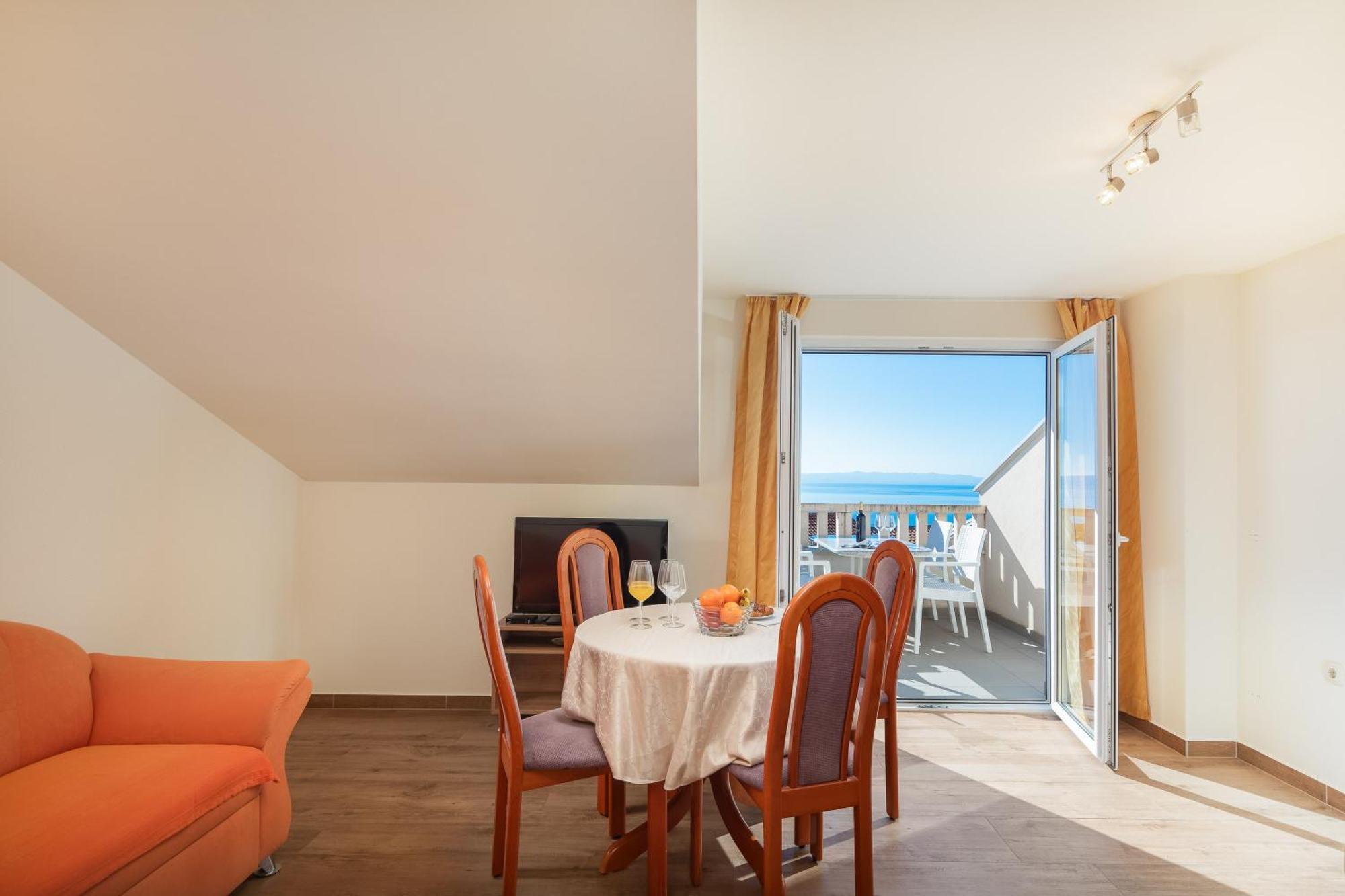 Filip Apartments - Free Parking By The House Makarska Dış mekan fotoğraf