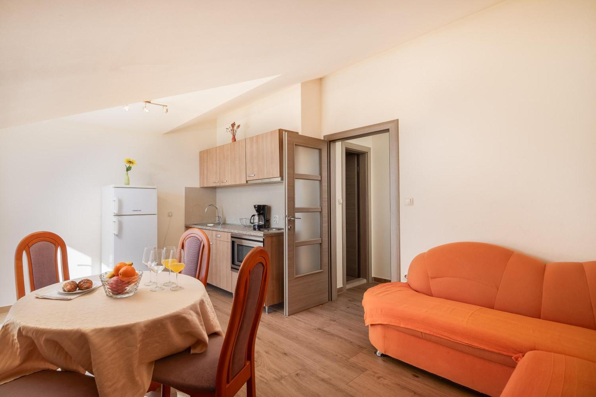 Filip Apartments - Free Parking By The House Makarska Dış mekan fotoğraf