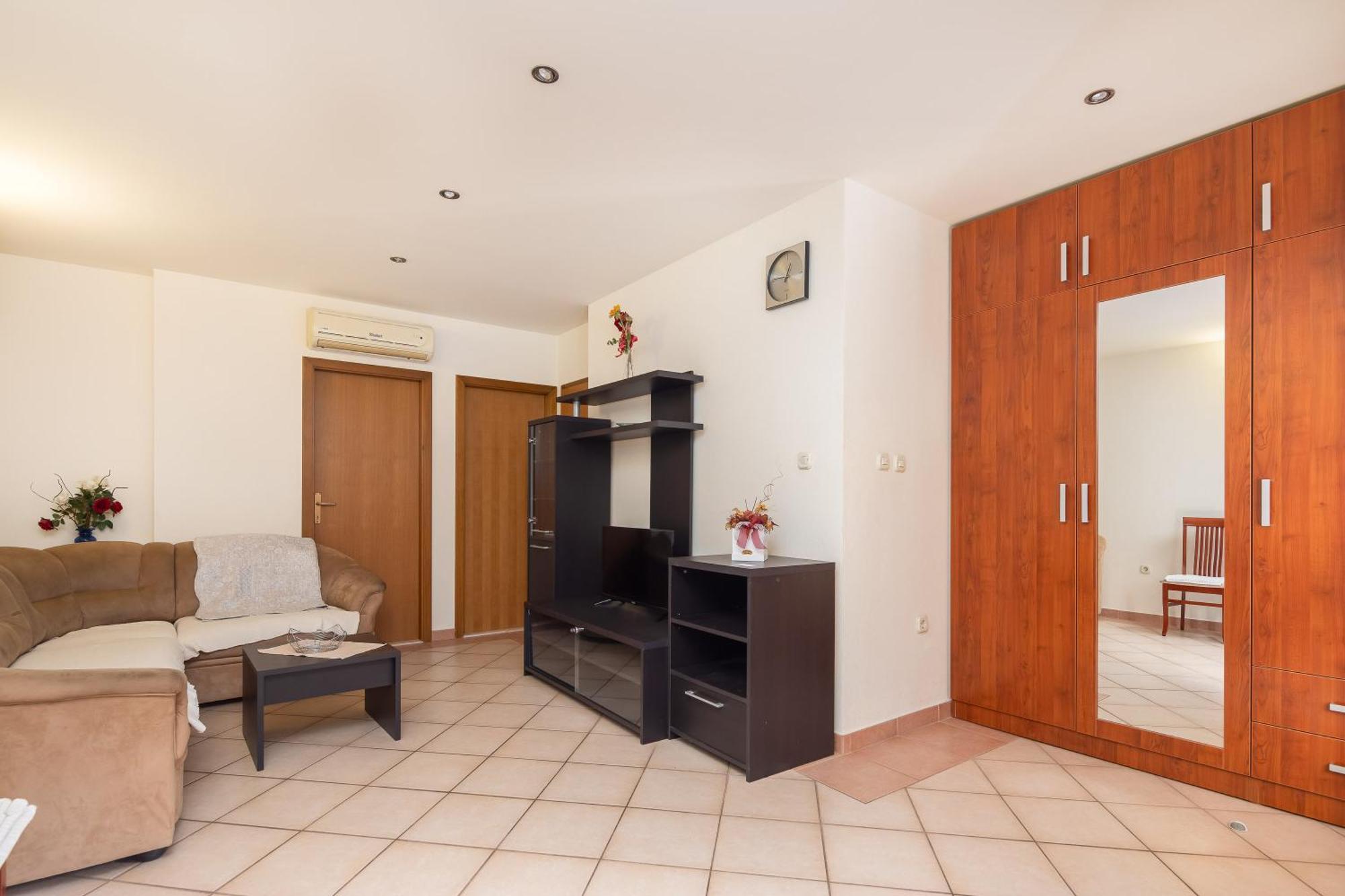 Filip Apartments - Free Parking By The House Makarska Dış mekan fotoğraf