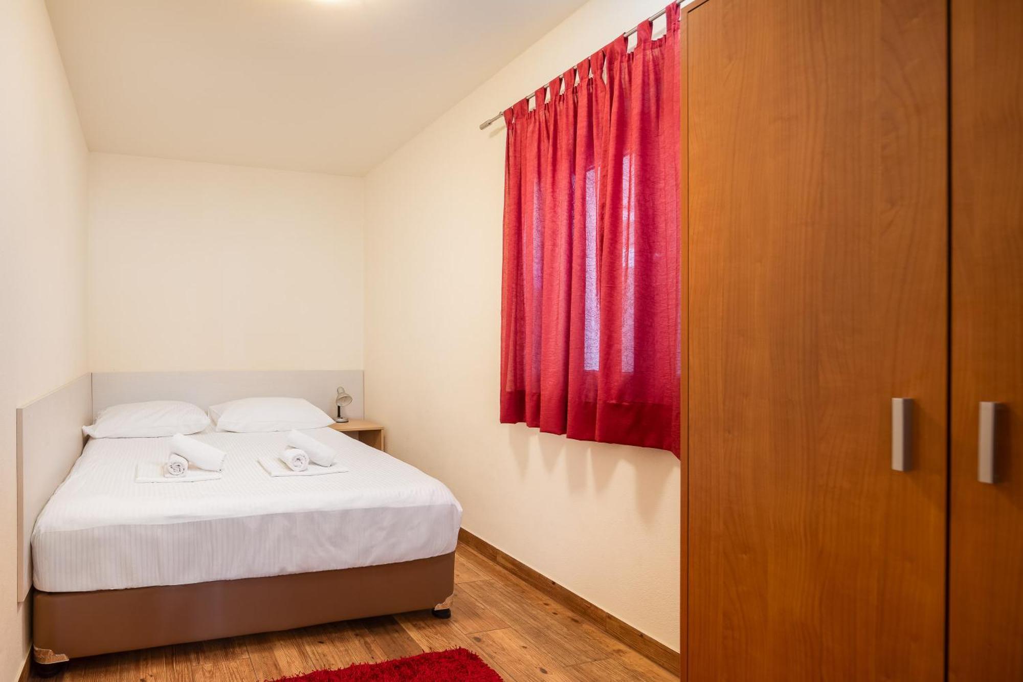 Filip Apartments - Free Parking By The House Makarska Dış mekan fotoğraf