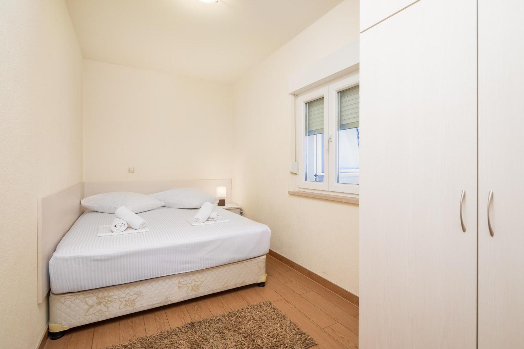 Filip Apartments - Free Parking By The House Makarska Dış mekan fotoğraf