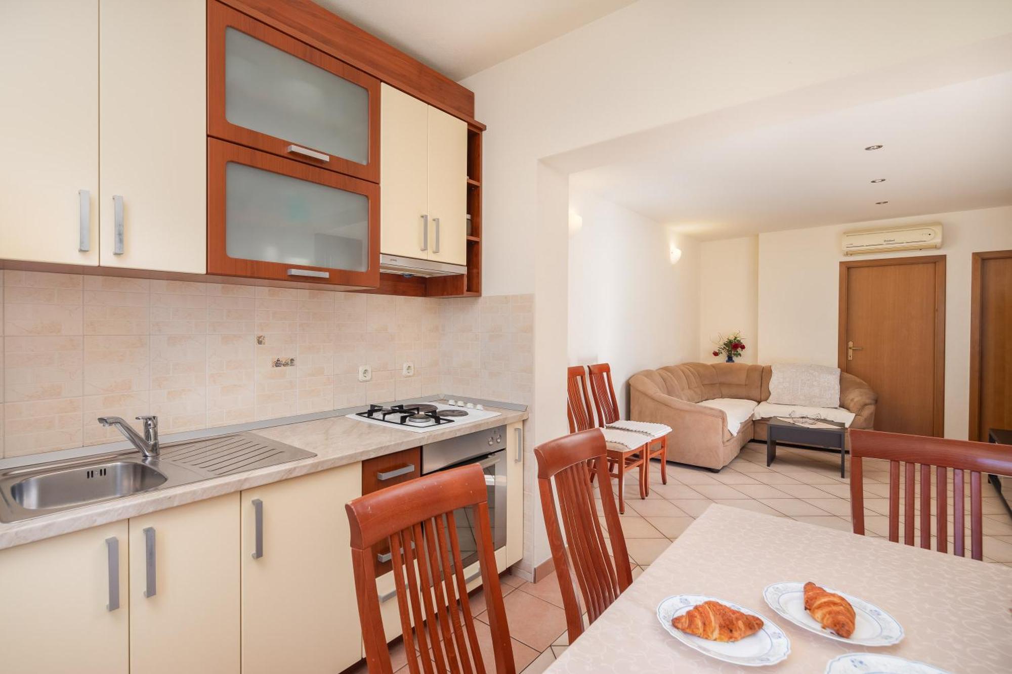 Filip Apartments - Free Parking By The House Makarska Dış mekan fotoğraf