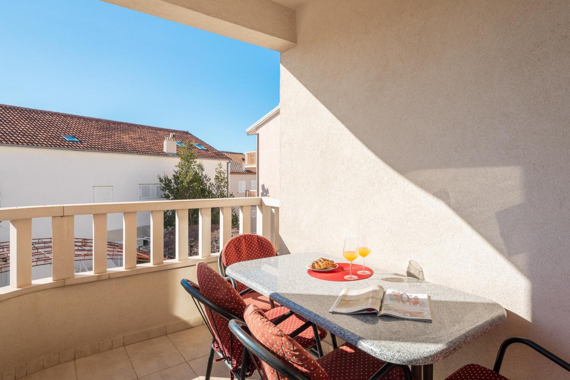 Filip Apartments - Free Parking By The House Makarska Dış mekan fotoğraf